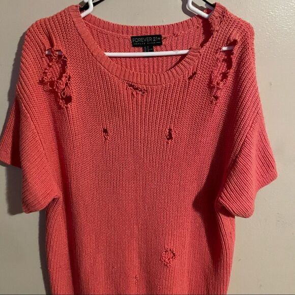 Forever 21 Plus Size Salmon Pink Distressed Short Sleeve Knit Sweater 1X - Picture 4 of 8